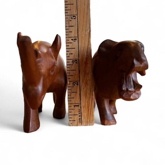 Vtg Handcarved Lion Rhino African Animal Figures Sculpture FLAW Safari Nature - Picture 4 of 8
